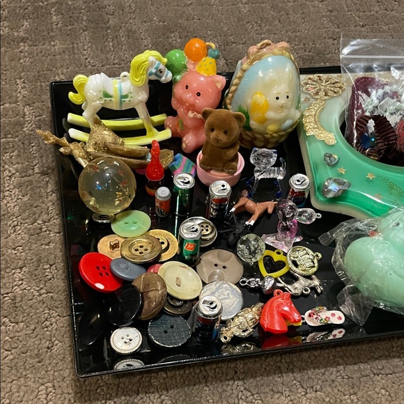 Vintage Plastic Toys Charms Junk Drawer LOT Bundle Mixed Goodies - Picture 3 of 6
